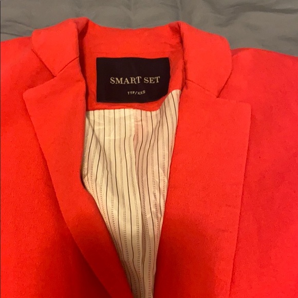 Neon pink Blazer - Picture 2 of 4